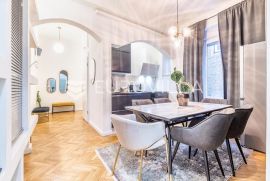 Zagreb, Centar, atraktivan novoadaptiran dvoiposoban stan 70 m2, Zagreb, Flat