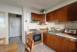 Krnjevo, mali stan s pogledom na more, Rijeka, Apartamento