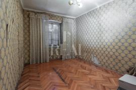 Potok/ Brajda , Prvomajska ulica, 4SKL, 95.13 m2, mogućnost dva stana!, Rijeka, Appartamento