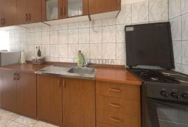 Kuća Pakoštane prodaja 84 m2+108 m2 okućnice, Pakoštane, Casa