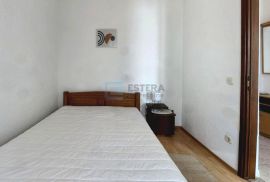 Kuća Pakoštane prodaja 84 m2+108 m2 okućnice, Pakoštane, Casa