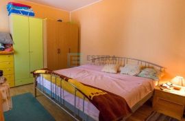 Kuća na moru prodaja Gornji Karin 202 m2, Obrovac, Maison