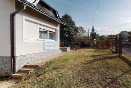 Kuća prodaje Vrbovec centar 233m2 uređeno NOVA niža cijena!!!, Vrbovec, Casa