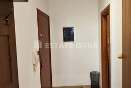 Poslovni prostor 40 m2 u centru Pule, Pula, Ticari emlak