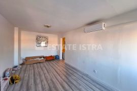 Pula, Veruda - adaptirani stan 54,35 m2 na 4.katu, Pula, Wohnung