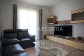 Stan u centru Premanture površine 69 m2, Medulin, Appartement