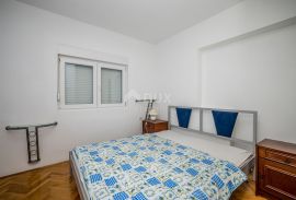 OTOK KRK, MALINSKA - Dvojna kuća blizu centra, Malinska-Dubašnica, House