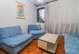 Dvosoban stan na TOP lokaciji, Pula!, Pula, Apartamento