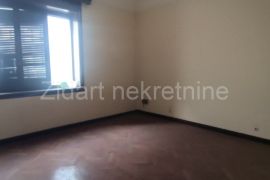 Brankova, salonac, odličana lokacija, Stari Grad, Appartement