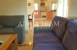 VILA SA 7 APARTMANA, POGLED NA MORE - DIKLO, ZADAR, Zadar, بيت