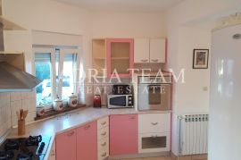 VILA SA 7 APARTMANA, POGLED NA MORE - DIKLO, ZADAR, Zadar, بيت