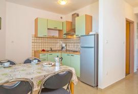 ISTRA, RABAC - Apartmanska kuća s otvorenim pogledom na more, Labin, Дом