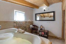 NOVI VINODOLSKI - Kuća s mini wellnessom, Novi Vinodolski, House