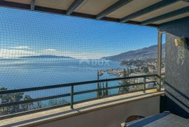 OPATIJA, BLIZU MORA – veći stan u novijoj gradnji s bazenom i vrtom, panoramski pogled na more, Opatija, Appartment