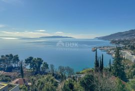 OPATIJA, BLIZU MORA – veći stan u novijoj gradnji s bazenom i vrtom, panoramski pogled na more, Opatija, Appartment