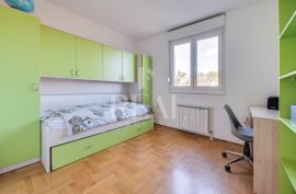 Prodaja stana u zgradi novije gradnje na Rujevici 3S+DB  95.54 M2, Rijeka, Appartement