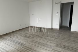 Restaurirana i kompletno obnovljena vila! Podmurvice, 1S+DB, 39.10 m2, parking, Rijeka, Flat