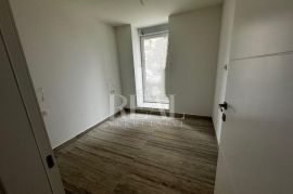 Renovirana vila,Podmurvice, 2S+DB, 54,5 m2, balkon, Rijeka, Appartment