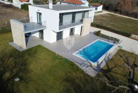 Poreč, elegantna vila pod okriljem zelenila, Poreč, Casa