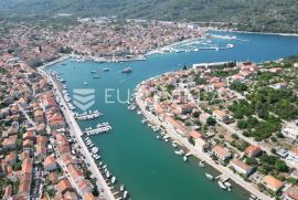 Korčula, Vela Luka, građevinsko zemljište, prvi red do mora, Vela Luka, Terreno