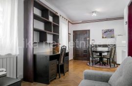 ZAGREB - Centar dvosobni stan 40m2 sa mogućnošću parkiranja, Zagreb, Apartamento