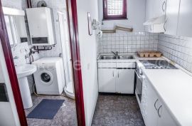 ZAGREB - Centar dvosobni stan 40m2 sa mogućnošću parkiranja, Zagreb, Apartamento