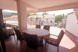 Crikvenica, 3S+DB sa prekrasnom terasom u centru grada!, Crikvenica, Appartement