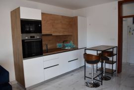 Novalja, stan 50m od mora, Novalja, Appartement