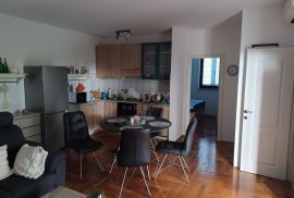 OTOK KRK, MALINSKA, lijepi apartman  50 m2 blizu mora, Malinska-Dubašnica, Kвартира