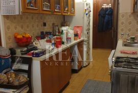 RASTOČINE-ULICA 1. MAJA, stan od 68 m2, 2S+DB, Rijeka, Apartamento