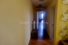 Kotež, Veletinska, trosoban stan, Palilula, Appartement