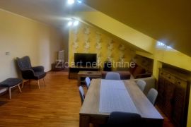 Kotež, Veletinska, trosoban stan, Palilula, Appartement