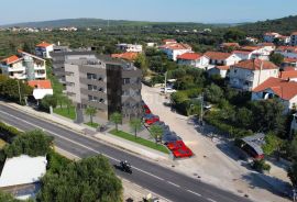 ZADAR, SUKOŠAN, 2s+db stan penthouse u vrhunskoj novogradnji s pogledom na more, Sukošan, Apartamento