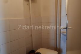 Blok 30, Bulevar umetnosti, stan 76m2, Novi Beograd, Stan