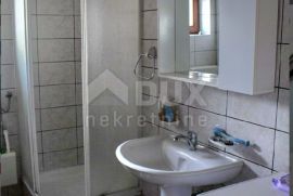 OTOK KRK, NJIVICE - lijepi apartman s velikom terasom, Omišalj, Appartement