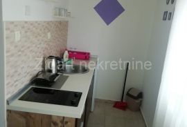 Kompletno namešten apartman u blizini tTtove vile, Čajetina, Wohnung