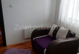 Kompletno namešten apartman u blizini tTtove vile, Čajetina, Wohnung