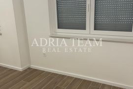 LUKSUZNI APARTMANI U STAMBENOJ ZGRADI, 70M OD MORA - PRIVLAKA - ZADAR, Privlaka, Διαμέρισμα