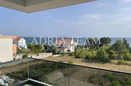 LUKSUZNI APARTMANI U STAMBENOJ ZGRADI, 70M OD MORA - PRIVLAKA - ZADAR, Privlaka, Διαμέρισμα