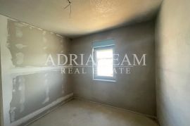 LUKSUZNI APARTMANI U STAMBENOJ ZGRADI, 70M OD MORA - PRIVLAKA - ZADAR, Privlaka, Διαμέρισμα