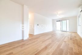 Zagreb, Blato, trosoban stan s vrtom, 86 m2 NKP, NOVOGRADNJA, Zagreb, Apartamento