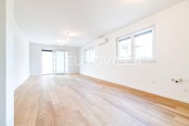 Zagreb, Blato, trosoban stan s vrtom, 86 m2 NKP, NOVOGRADNJA, Zagreb, Apartamento