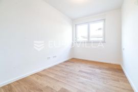 Zagreb, Blato, trosoban stan s vrtom, 86 m2 NKP, NOVOGRADNJA, Zagreb, Apartamento