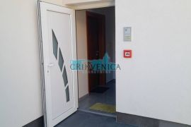 JEDINSTVENA PRILIKA-CRIKVENIČKO ZALEĐE, NOVOGRADNJA 82m2+56m2 terasa, u blizini Crikvenice, Vinodolska Općina, Appartement