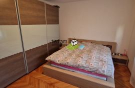 Istra, Pula, Veruda, stan 70m2, 2SS + DB, prvi kat, garaža  #prodaja, Pula, Διαμέρισμα