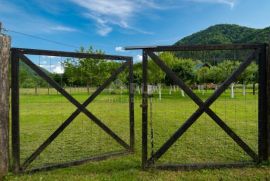 GORSKI KOTAR, BROD NA KUPI - Građevinsko zemljište od 1960m2!, Delnice, Tierra