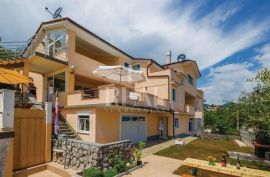 SNIŽENO Veprinac, kuća P+2, 1000 m2, Opatija - Okolica, House