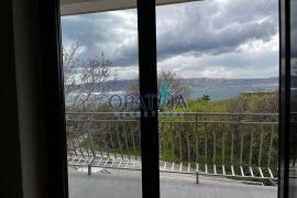 Smokvica, dvojna kuća, 3 apartmana, 80m do mora, Novi Vinodolski, Casa