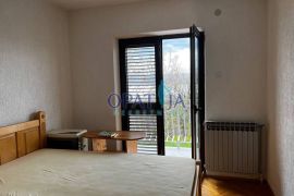 Smokvica, dvojna kuća, 3 apartmana, 80m do mora, Novi Vinodolski, Casa