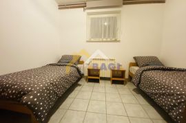 Zagreb-Štefanovec smještaj za 10 radnika, Zagreb, Flat